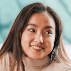 鐘錶連鎖門店多、客戶類型雜